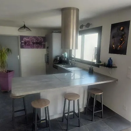 Vila La Maison Du Bonheur *